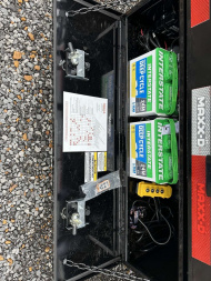 New 2025 MAXXD 34' x 102" 30k Hyd Dove Gooseneck Trailer