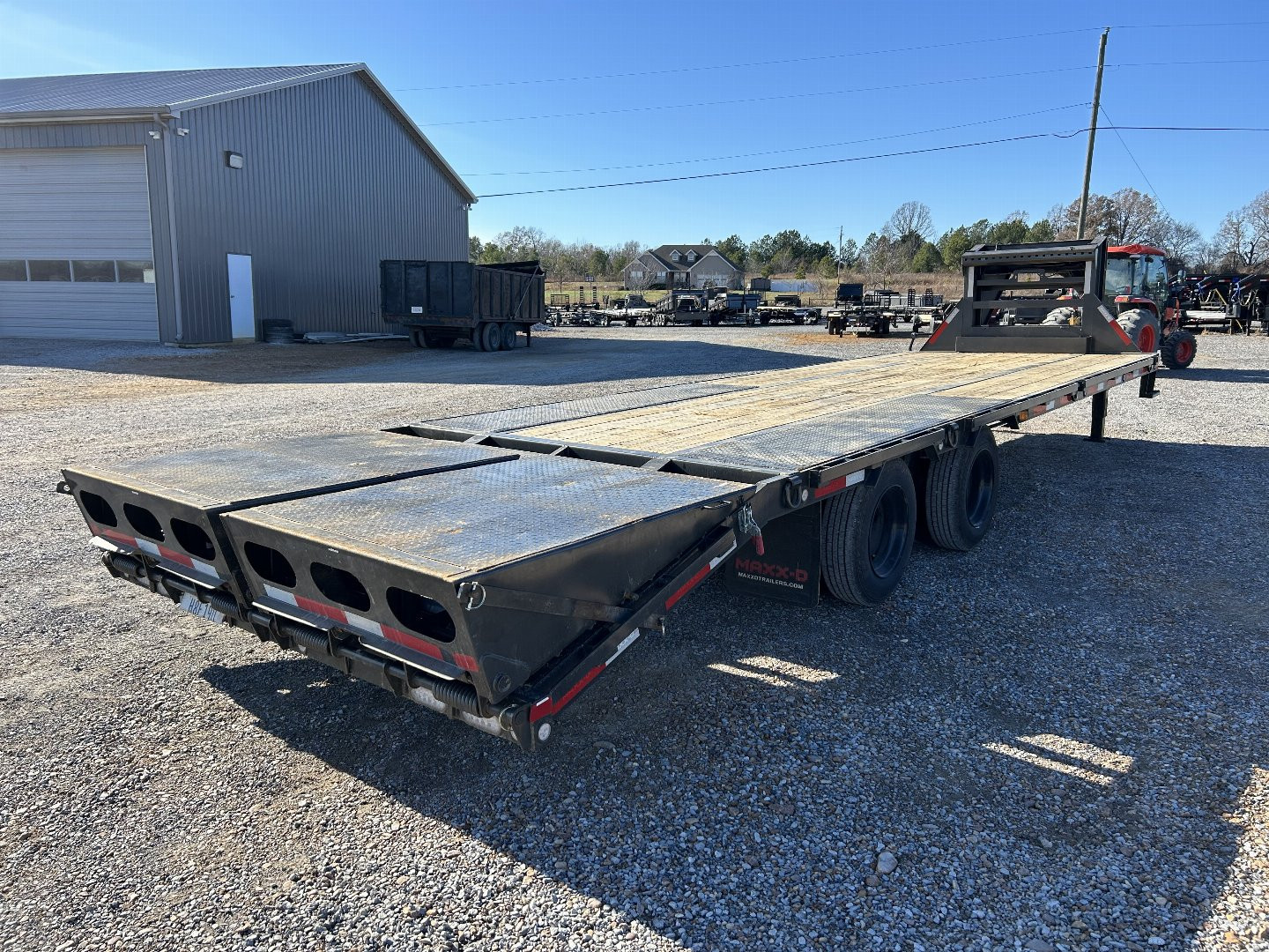 Used 2024 MAXXD 102"X28' 30K Gooseneck Flatbed Trailer