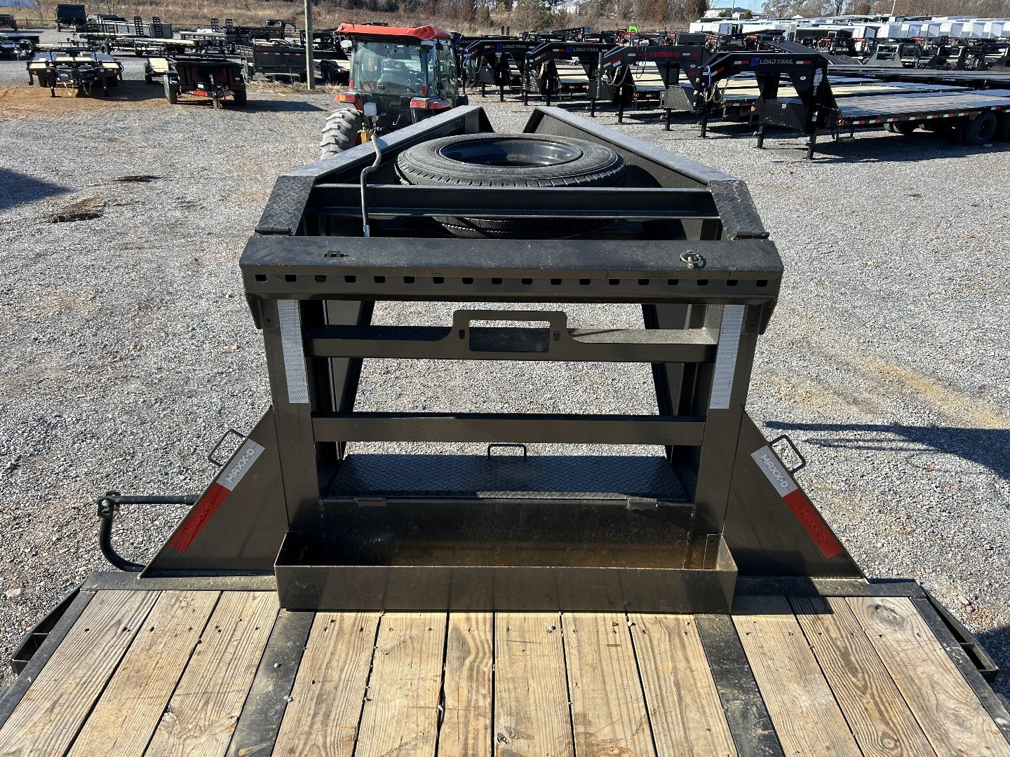 Used 2024 MAXXD 102"X28' 30K Gooseneck Flatbed Trailer