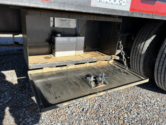 Used 2024 MAXXD 102"X28' 30K Gooseneck Flatbed Trailer