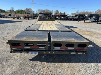 Used 2024 MAXXD 102"X28' 30K Gooseneck Flatbed Trailer