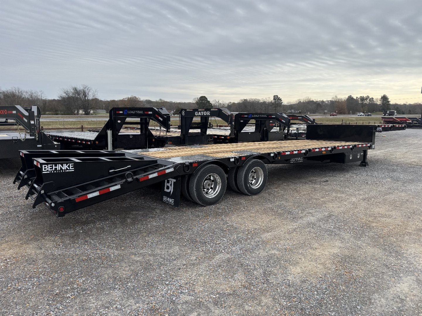 New 2025 Behnke 102"x41' 30 TON Step Deck w Ramps