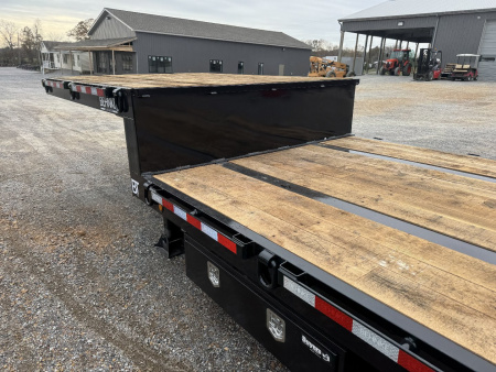 New 2025 Behnke 102"x41' 30 TON Step Deck w Ramps