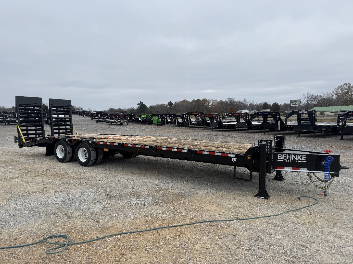 New 2025 Behnke 102"x31' 45k Pintle Hitch Tag Trailer *AIR RAMPS*