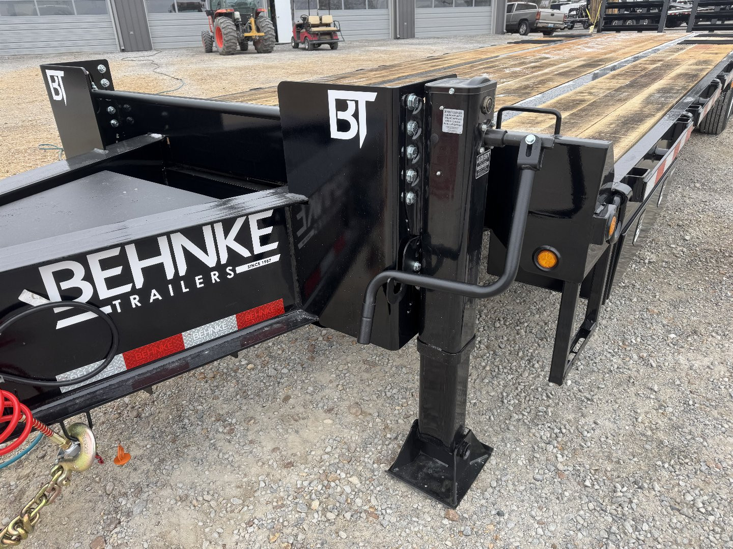 New 2025 Behnke 102"x31' 45k Pintle Hitch Tag Trailer *AIR RAMPS*