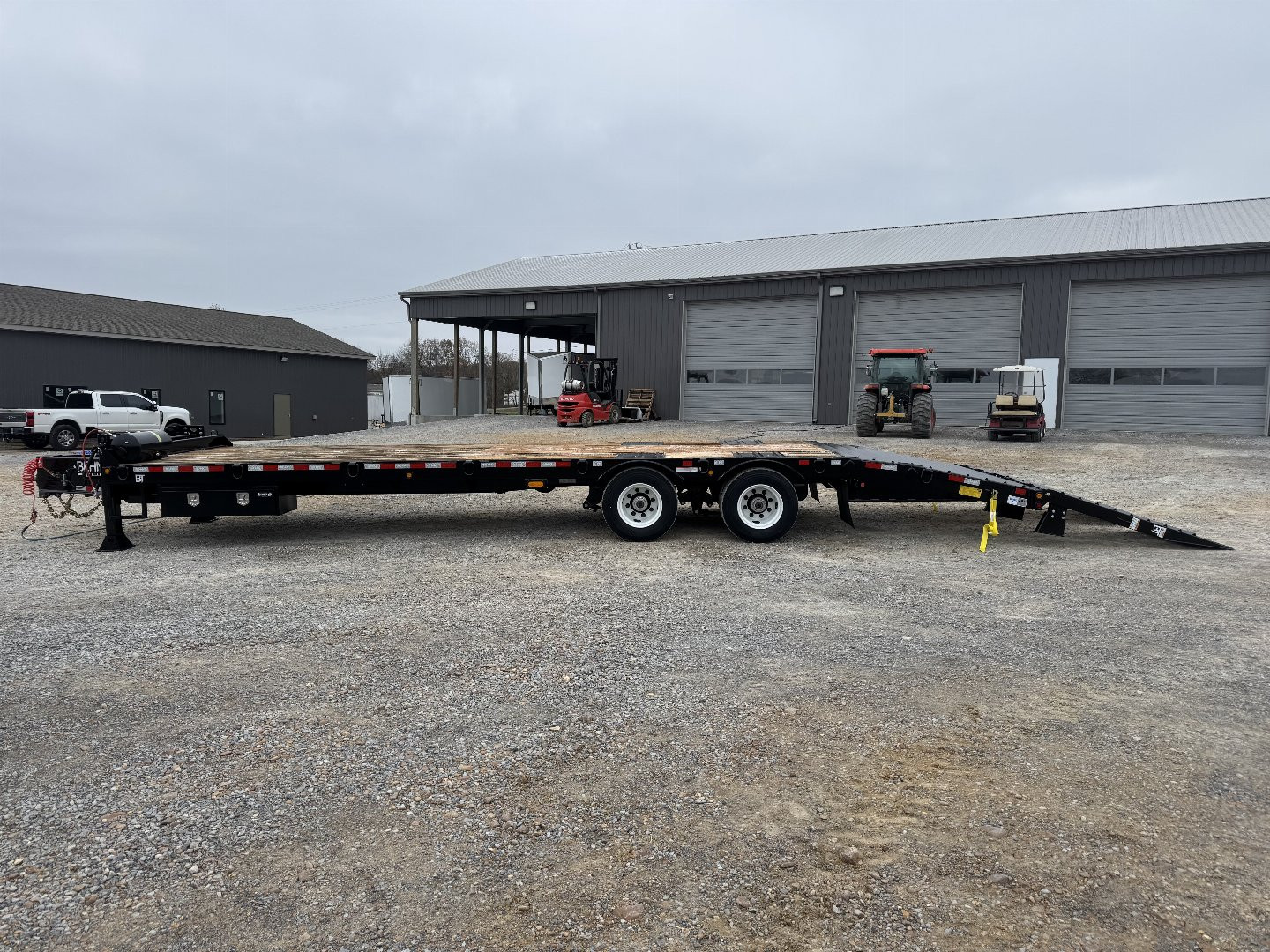 New 2025 Behnke 102"x31' 45k Pintle Hitch Tag Trailer *AIR RAMPS*
