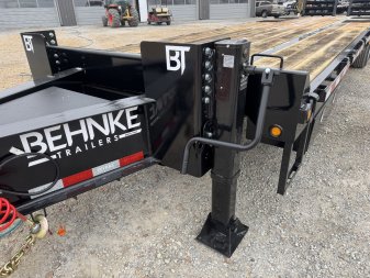 New 2025 Behnke 102"x31' 45k Pintle Hitch Tag Trailer *AIR RAMPS*