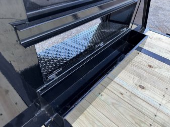 New 2025 Load Trail 102"x30' 24k Gooseneck Flatbed Trailer