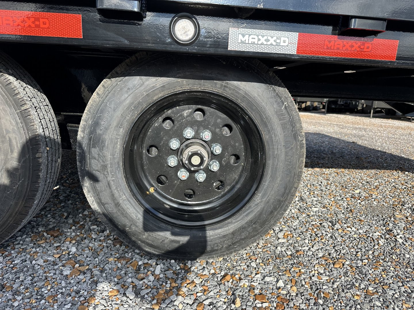 New 2025 MAXXD 102"X24' 17.6K Deckover Gravity Tilt Trailer