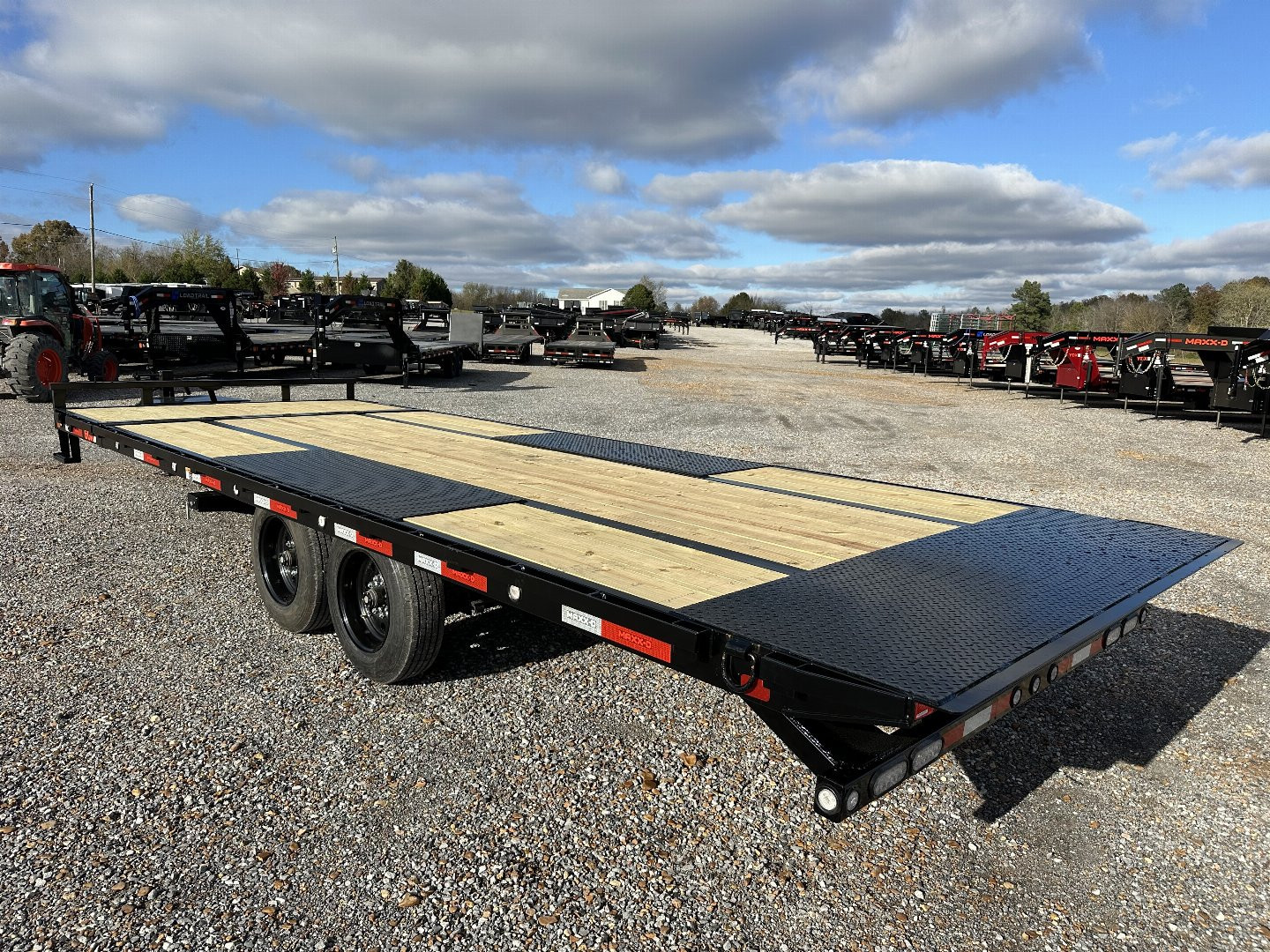 New 2025 MAXXD 102"X24' 17.6K Deckover Gravity Tilt Trailer