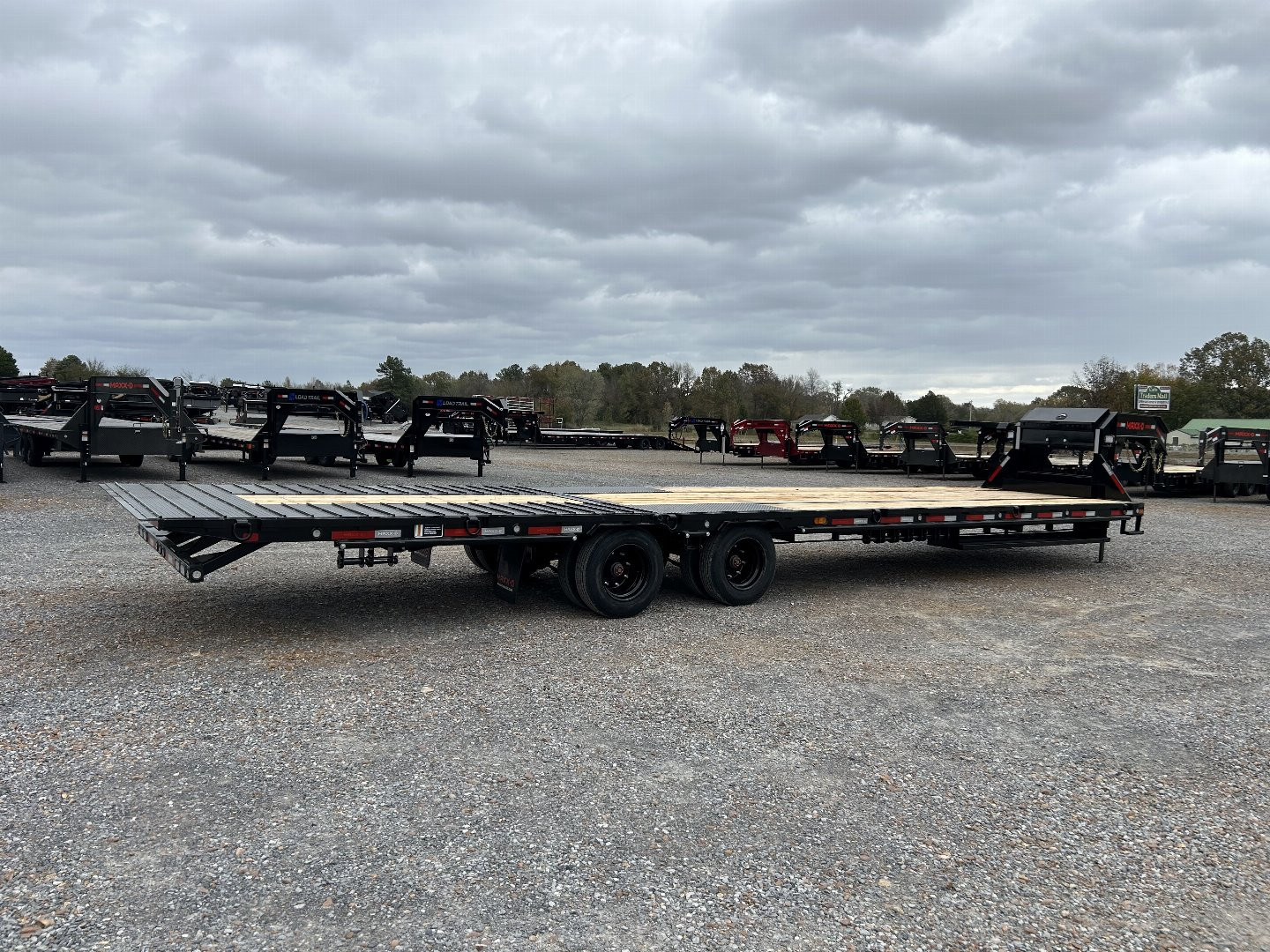 New 2025 MAXXD Gooseneck Trailer | 36' x 102' 30K GVWR