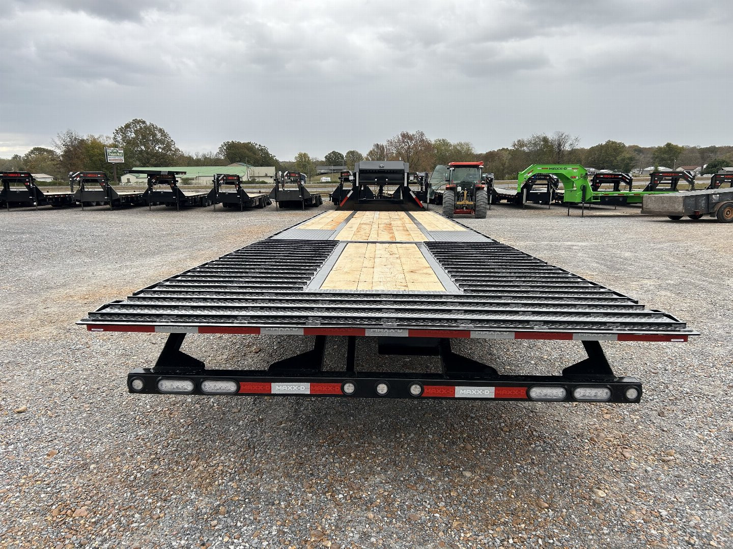 New 2025 MAXXD Gooseneck Trailer | 36' x 102' 30K GVWR