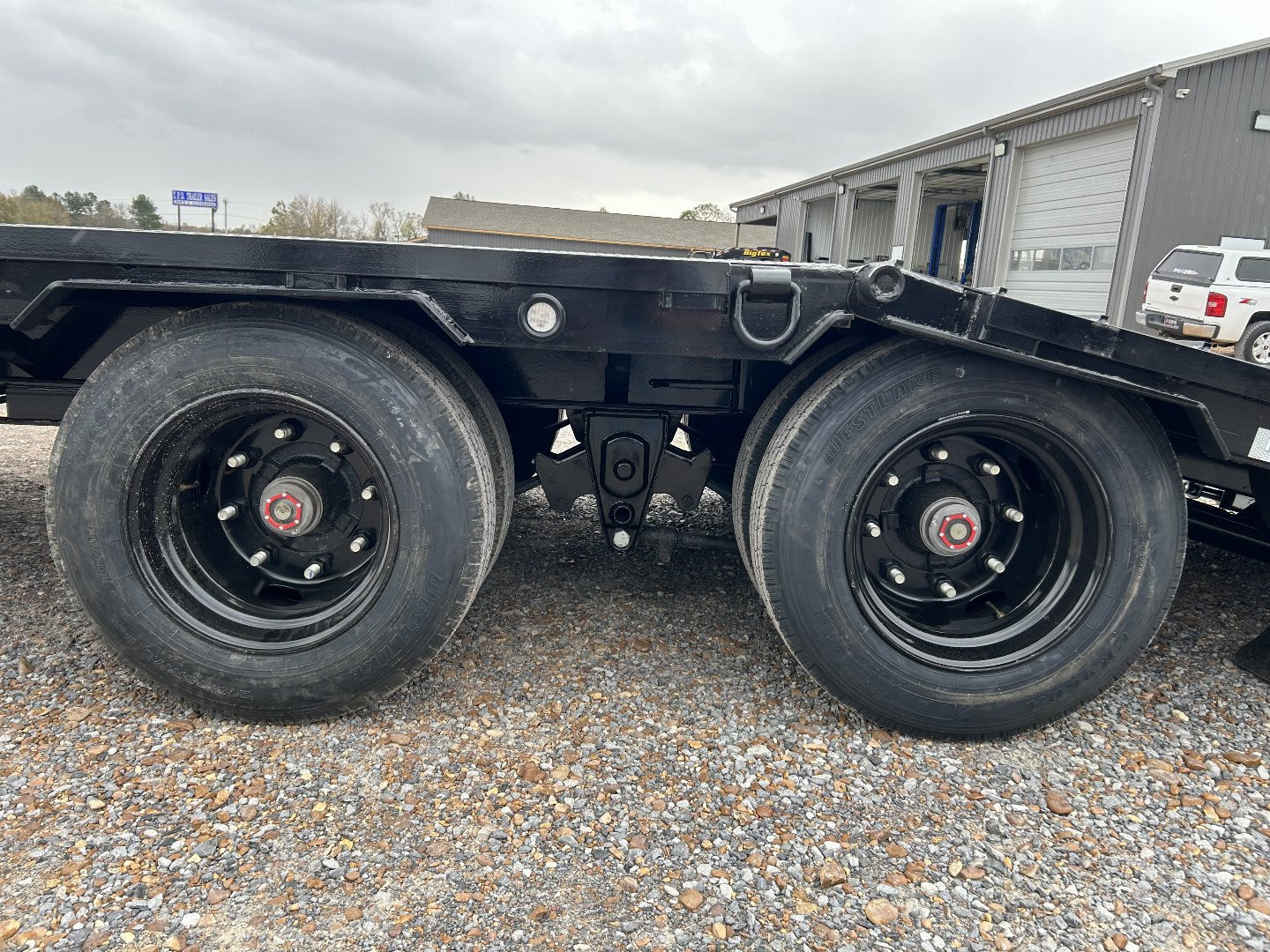 New 2025 MAXXD Gooseneck Trailer | 36' x 102' 30K GVWR