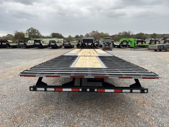 New 2025 MAXXD Gooseneck Trailer | 36' x 102' 30K GVWR