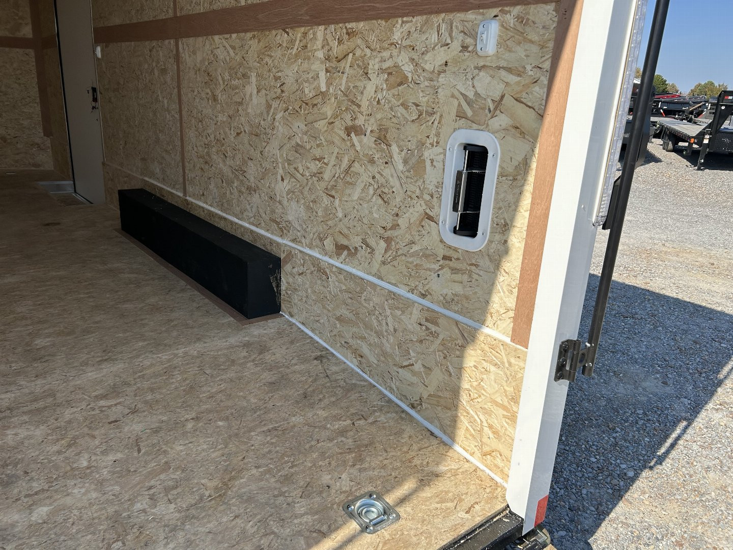 New 2025 Cross 8.5'X20' 10K Enclosed Trailer