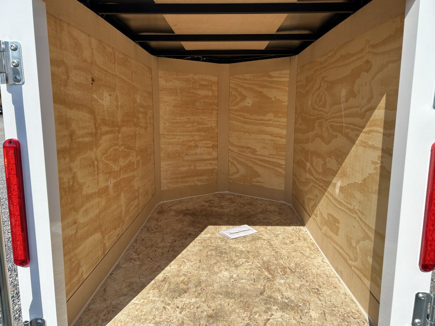New 2025 Cross Trailers 4'X6' Enclosed Trailer