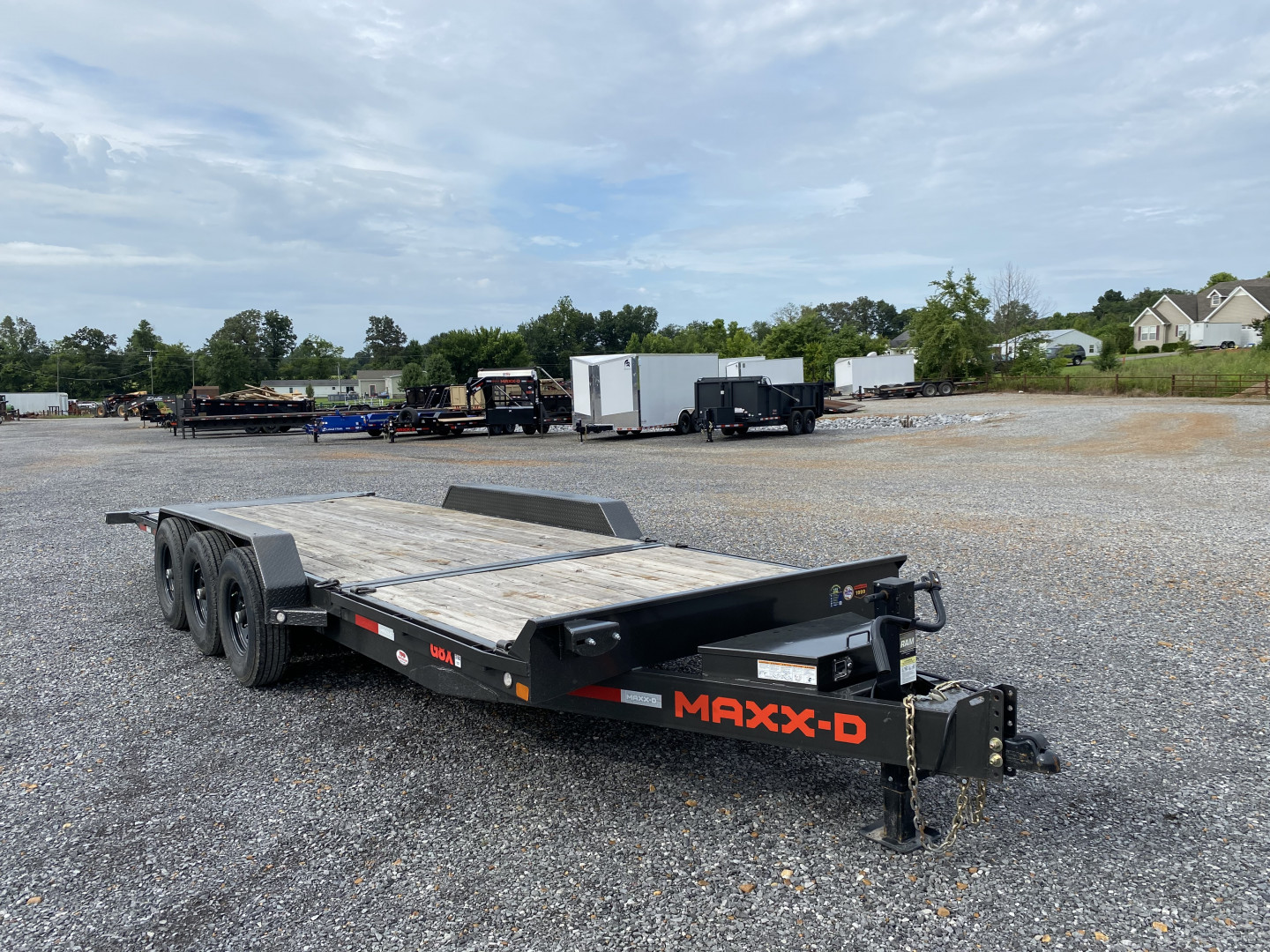 Used 2024 MAXXD 83" X 24' 21K Tilt Equipment Trailer