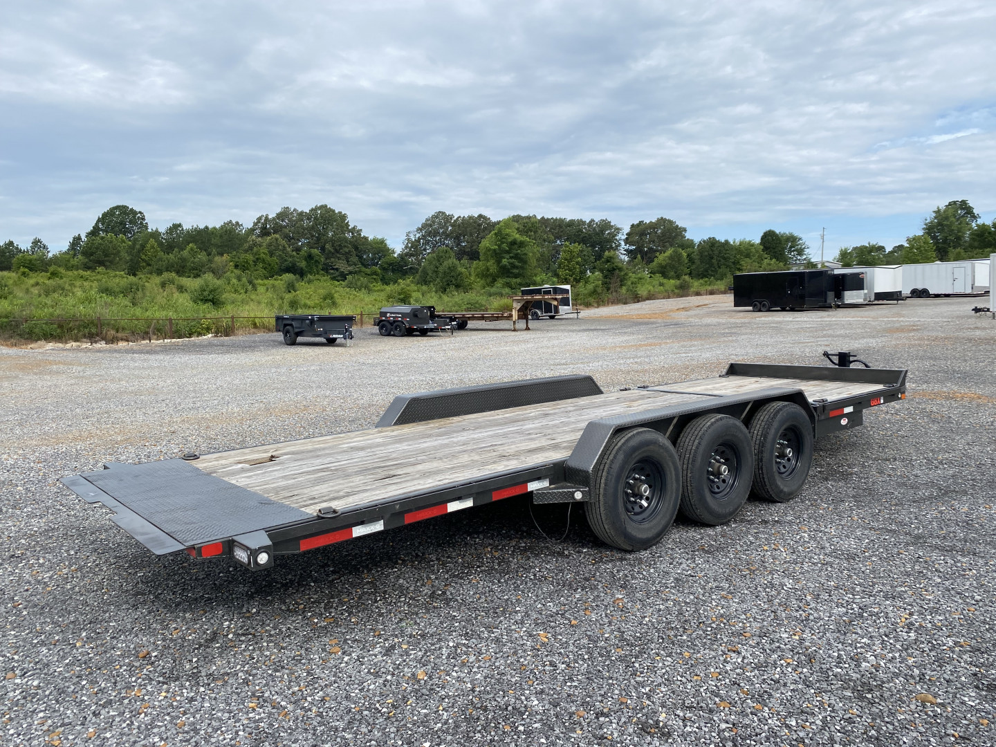 Used 2024 MAXXD 83" X 24' 21K Tilt Equipment Trailer
