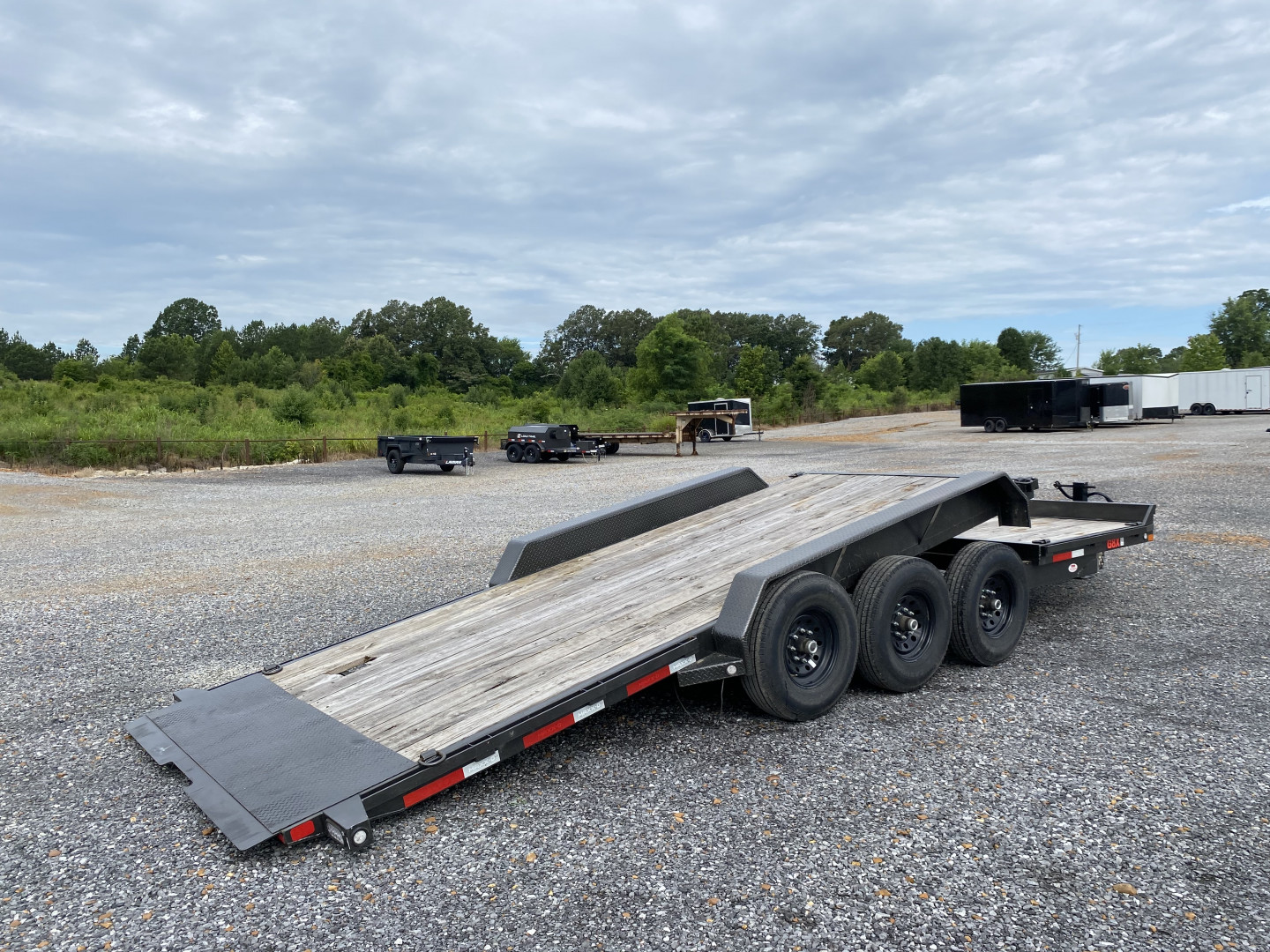 Used 2024 MAXXD 83" X 24' 21K Tilt Equipment Trailer