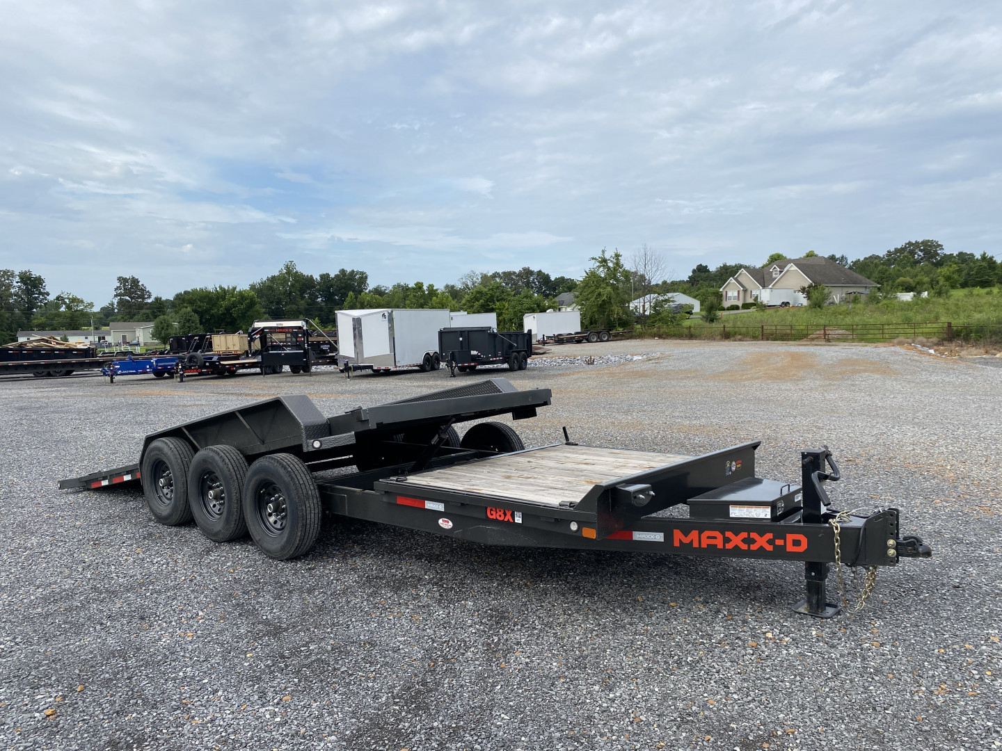 Used 2024 MAXXD 83" X 24' 21K Tilt Equipment Trailer