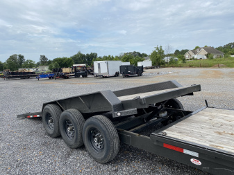 Used 2024 MAXXD 83" X 24' 21K Tilt Equipment Trailer