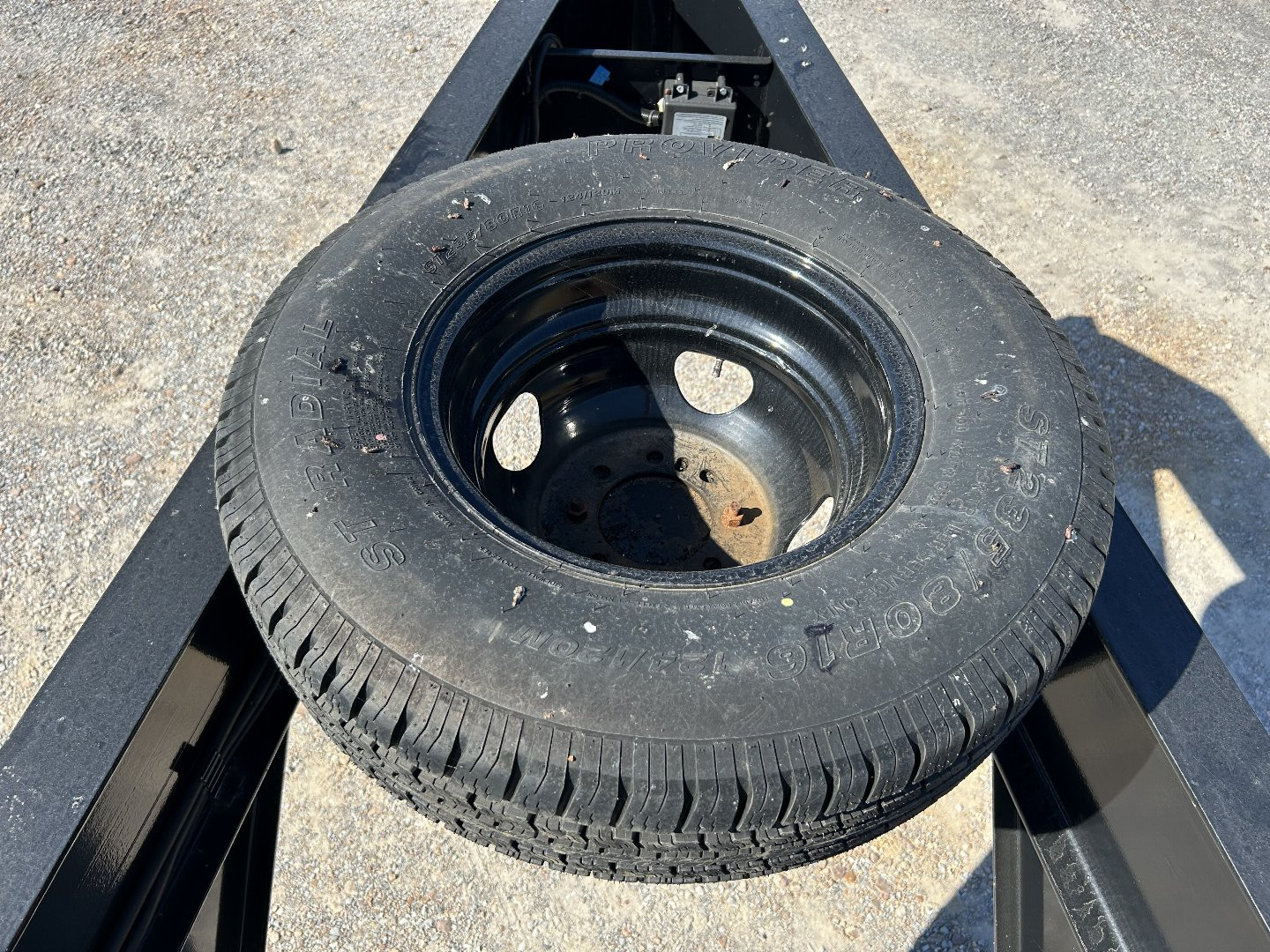 Used 2024 RawMaxx 102"x40' 23.9k Gooseneck Flatbed Trailer