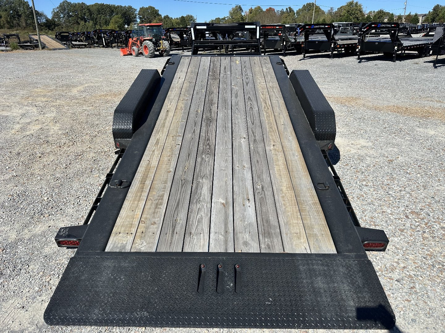 Used 2023 Load Trail 83"X26' 16K Gooseneck Tilt Trailer