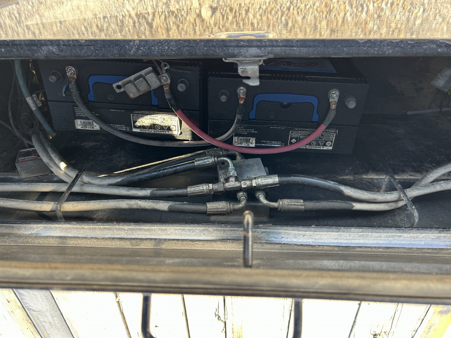 Used 2018 Load Trail 102"X34' 22K Hyd Dove Gooseneck Trailer