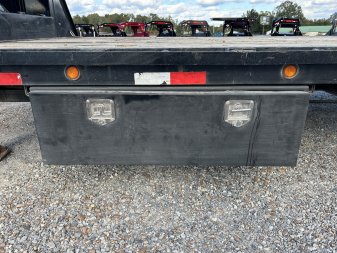 Used 2018 Load Trail 102"X34' 22K Hyd Dove Gooseneck Trailer