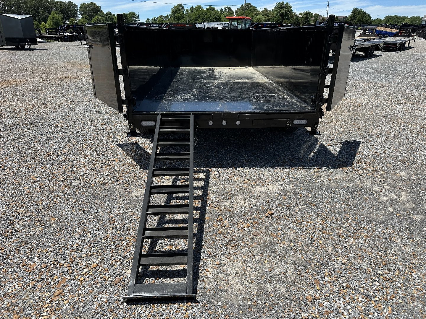 New 2025 MAXXD DJX 83"x16' 16k Dump Trailer