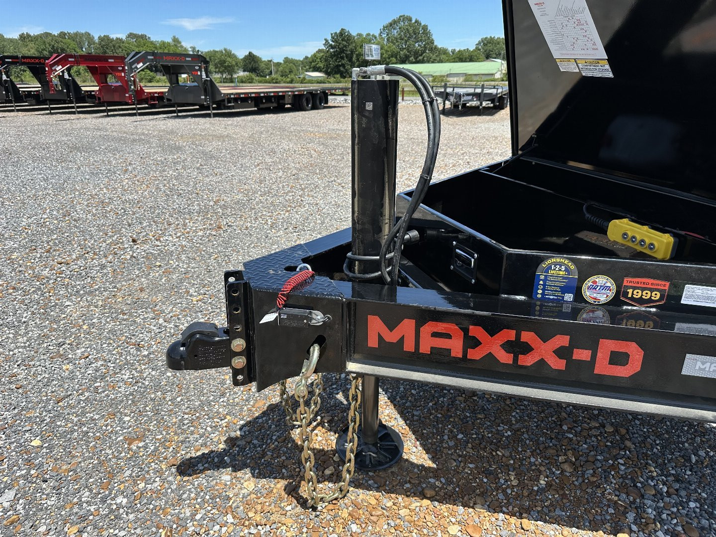New 2025 MAXXD DJX 83"x16' 16k Dump Trailer