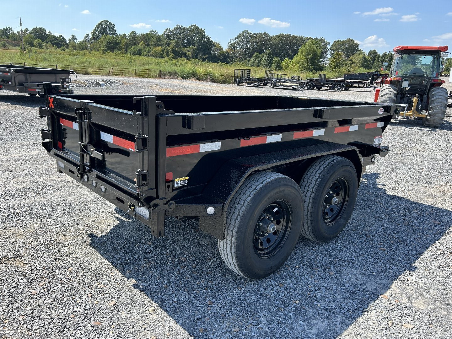 New 2024 MAXXD 60"x10' 10k Dump Trailer