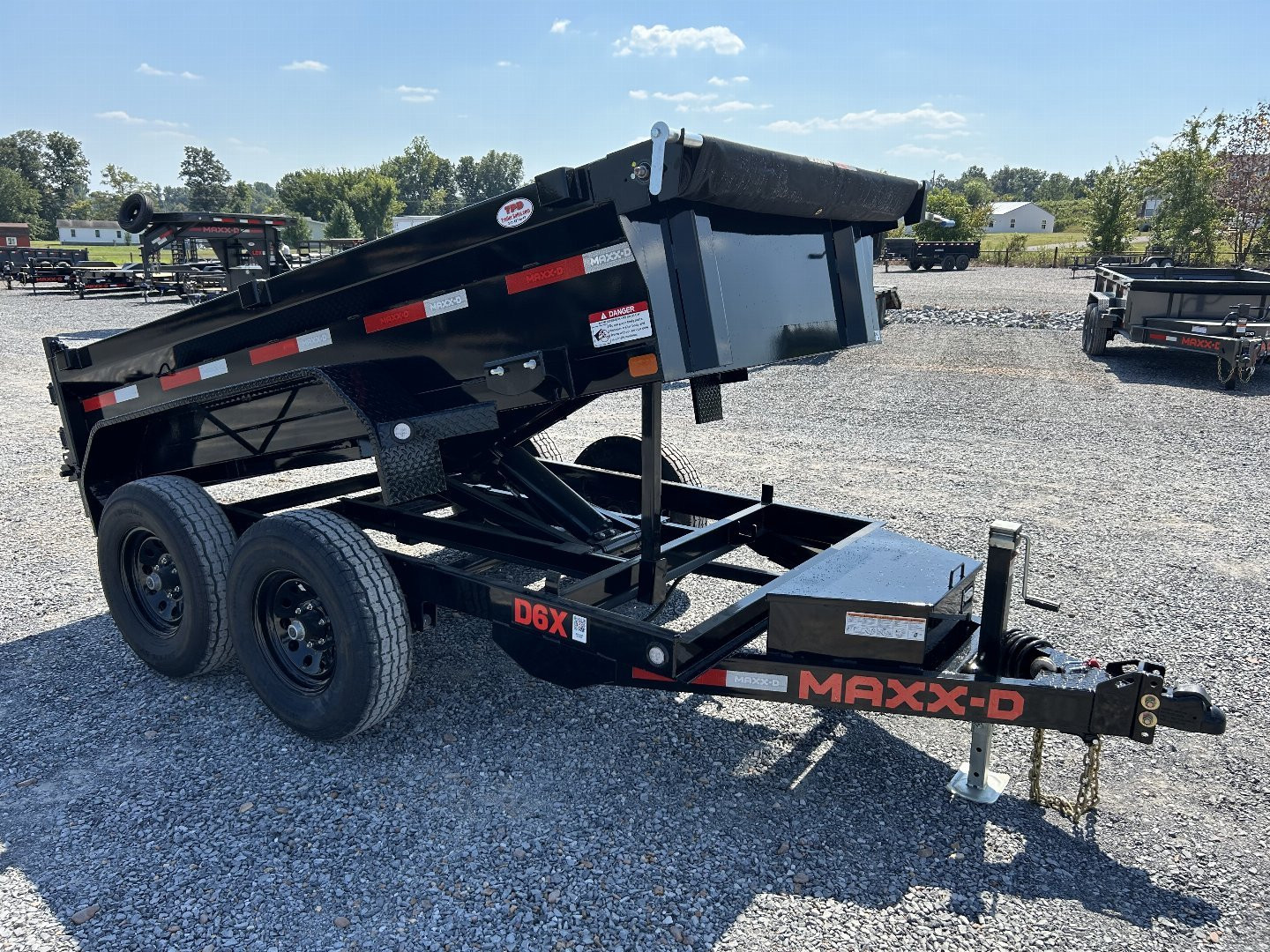 New 2024 MAXXD 60"x10' 10k Dump Trailer