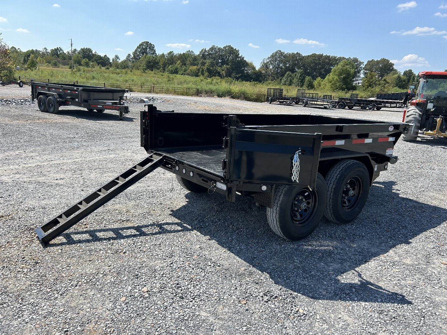 New 2024 MAXXD 60"x10' 10k Dump Trailer