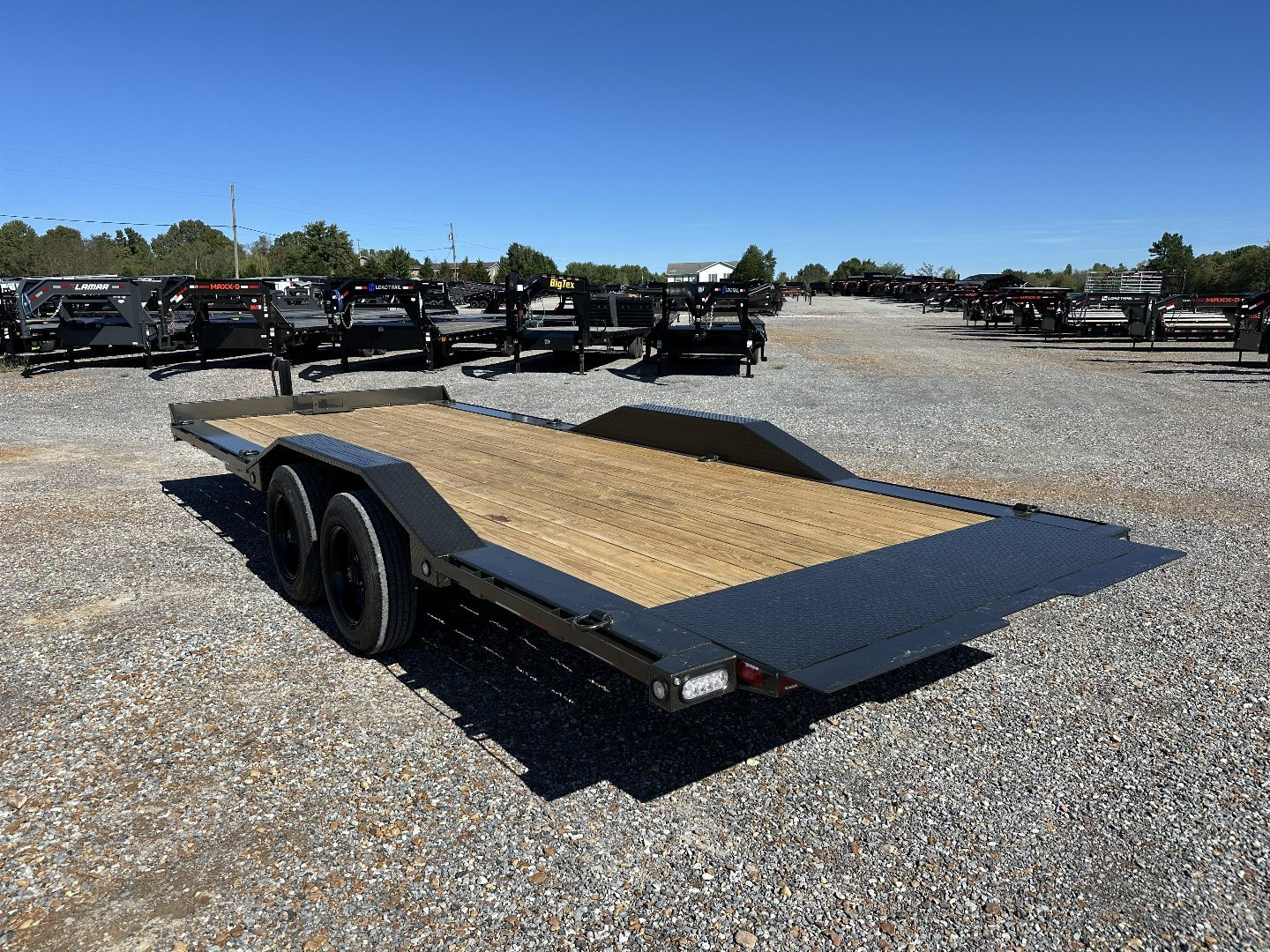 New 2025 MAXXD 102" X 22' 17.5K Power Tilt Trailer