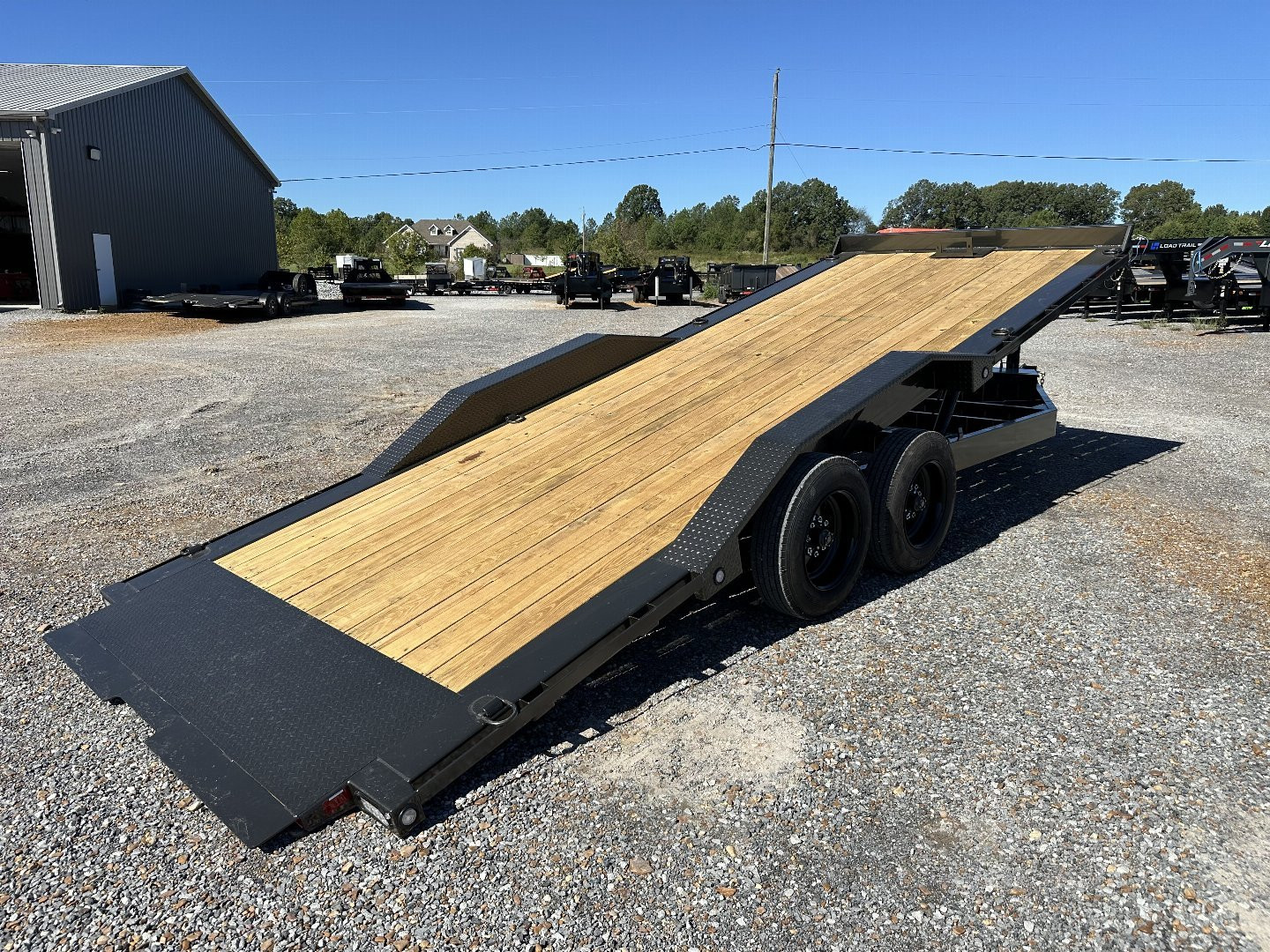 New 2025 MAXXD 102" X 22' 17.5K Power Tilt Trailer