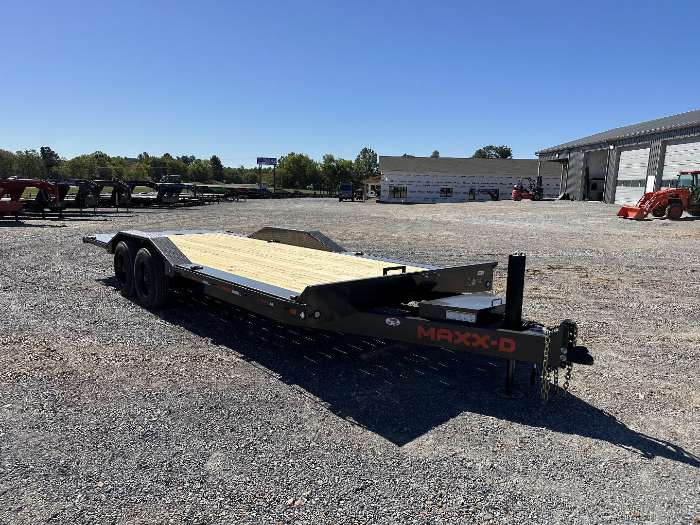 New 2025 MAXXD 102" X 22' 17.5K Power Tilt Trailer