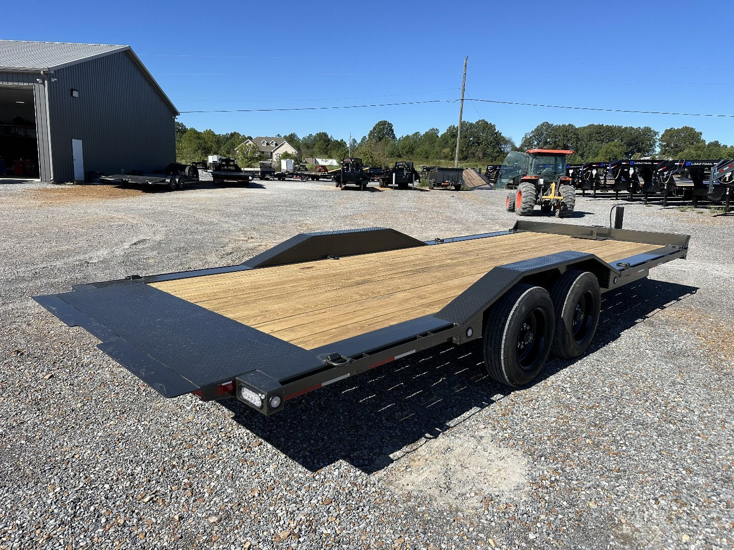 New 2025 MAXXD 102" X 22' 17.5K Power Tilt Trailer