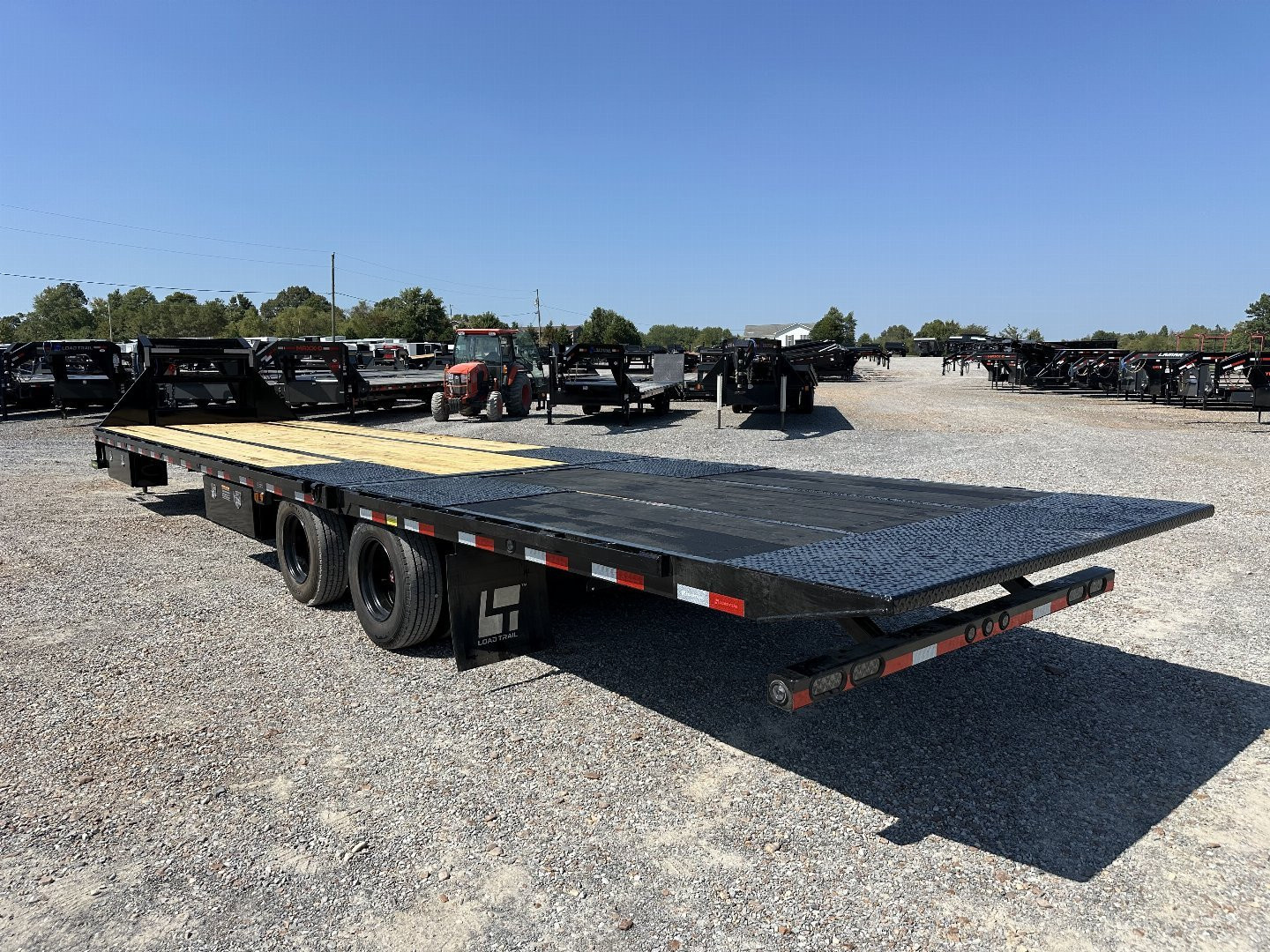 New 2025 Load Trail Gooseneck Trailer | 102" x 36' 30K GVWR