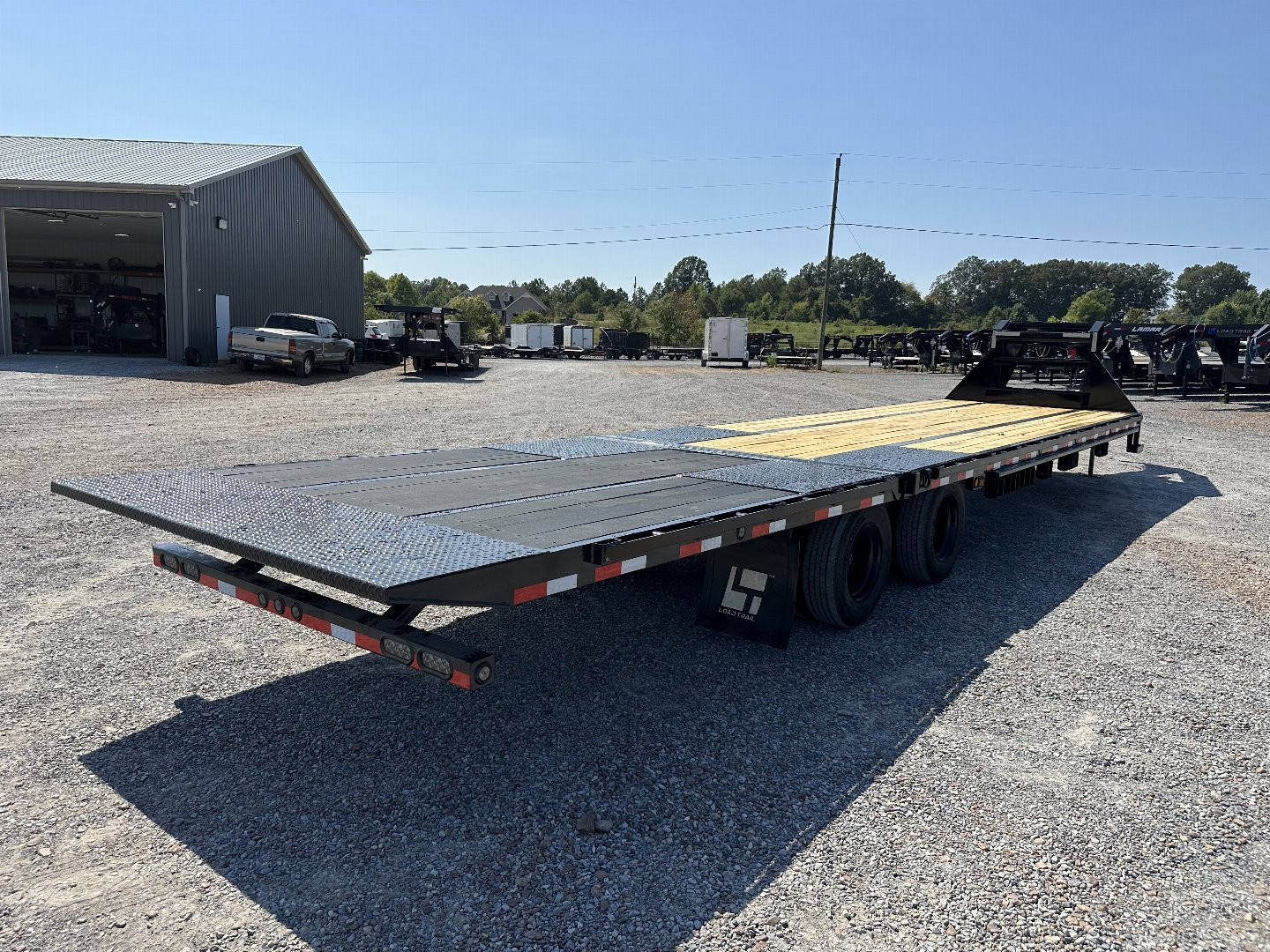 New 2025 Load Trail Gooseneck Trailer | 102" x 36' 30K GVWR
