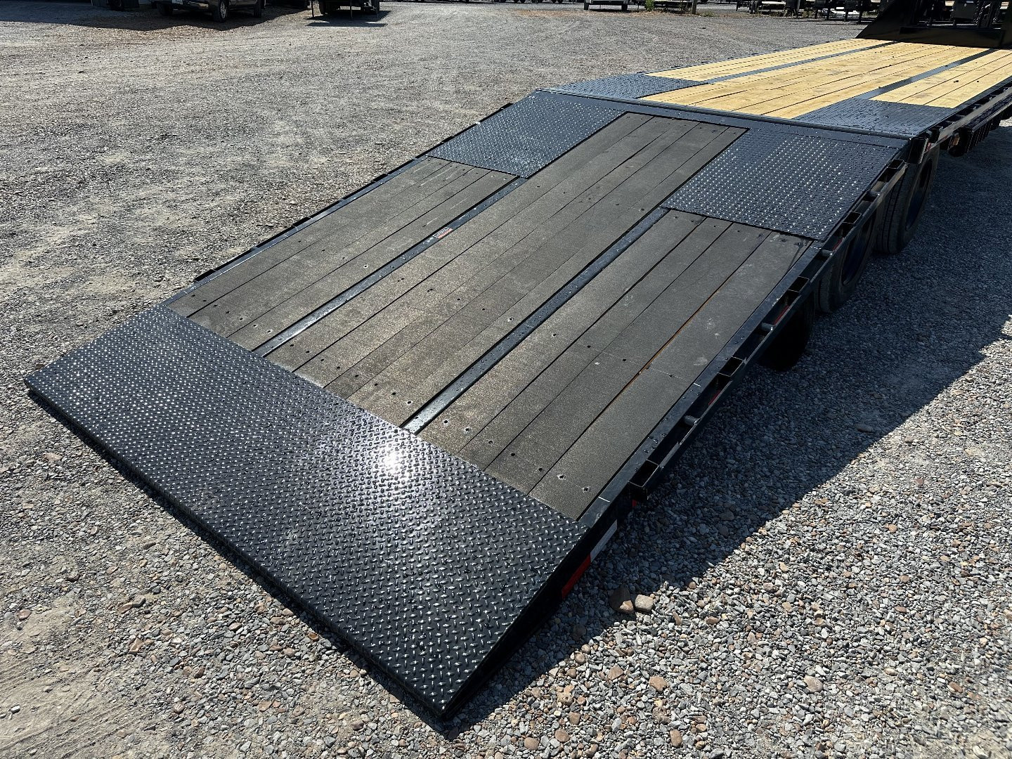 New 2025 Load Trail Gooseneck Trailer | 102" x 36' 30K GVWR