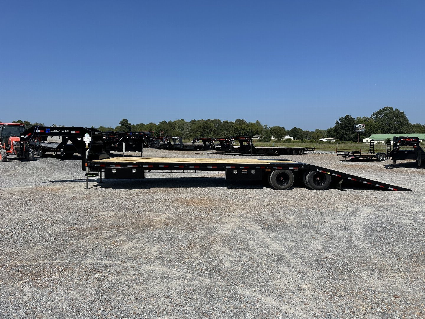 New 2025 Load Trail Gooseneck Trailer | 102" x 36' 30K GVWR