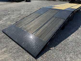 New 2025 Load Trail Gooseneck Trailer | 102" x 36' 30K GVWR