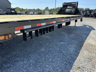 New 2025 Load Trail Gooseneck Trailer | 102" x 36' 30K GVWR