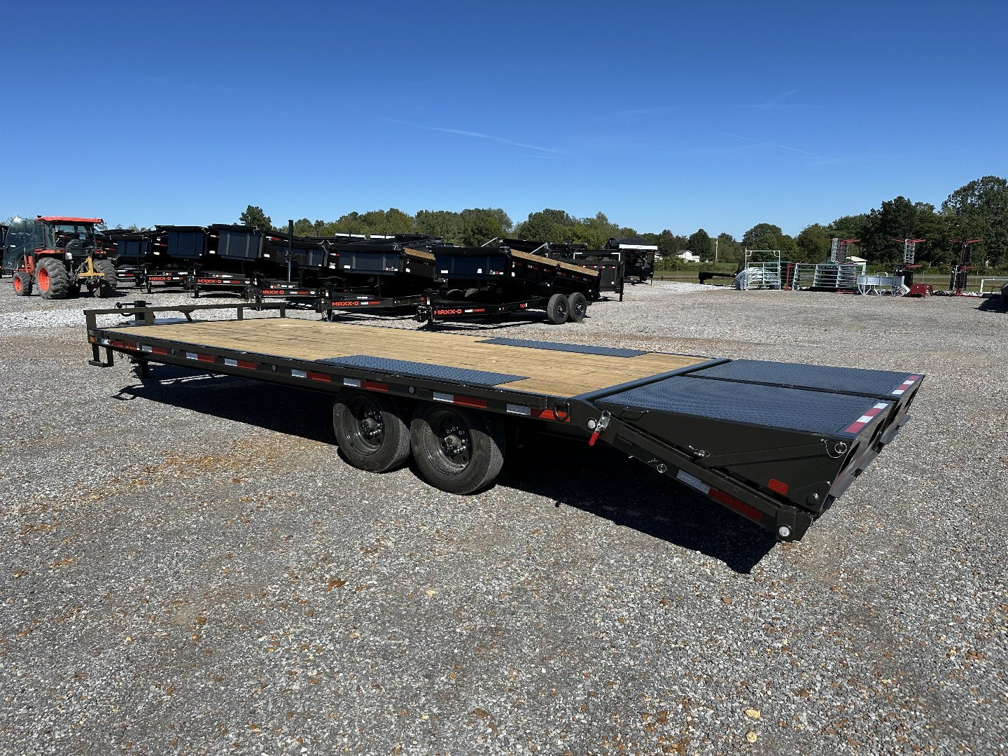 New 2025 MAXXD 102"X24' 17.5K Flatbed Trailer