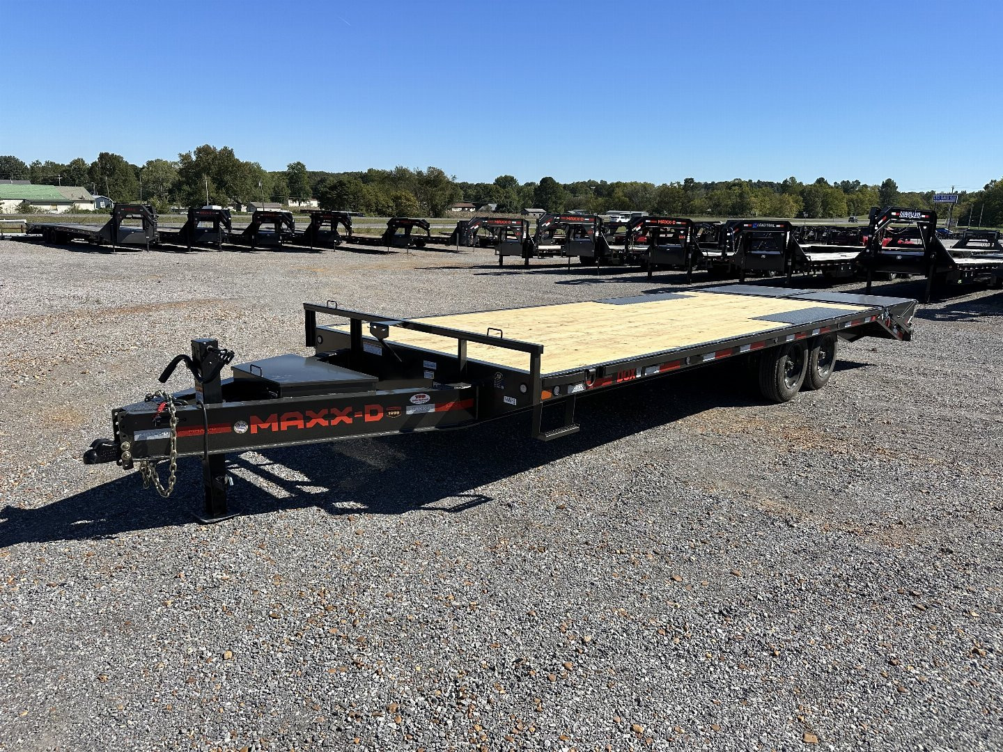 New 2025 MAXXD 102"X24' 17.5K Flatbed Trailer
