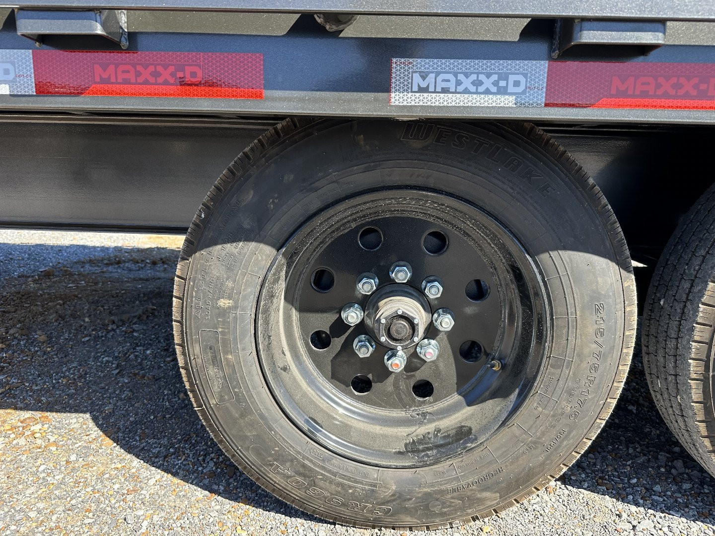 New 2025 MAXXD 102"X24' 17.5K Flatbed Trailer