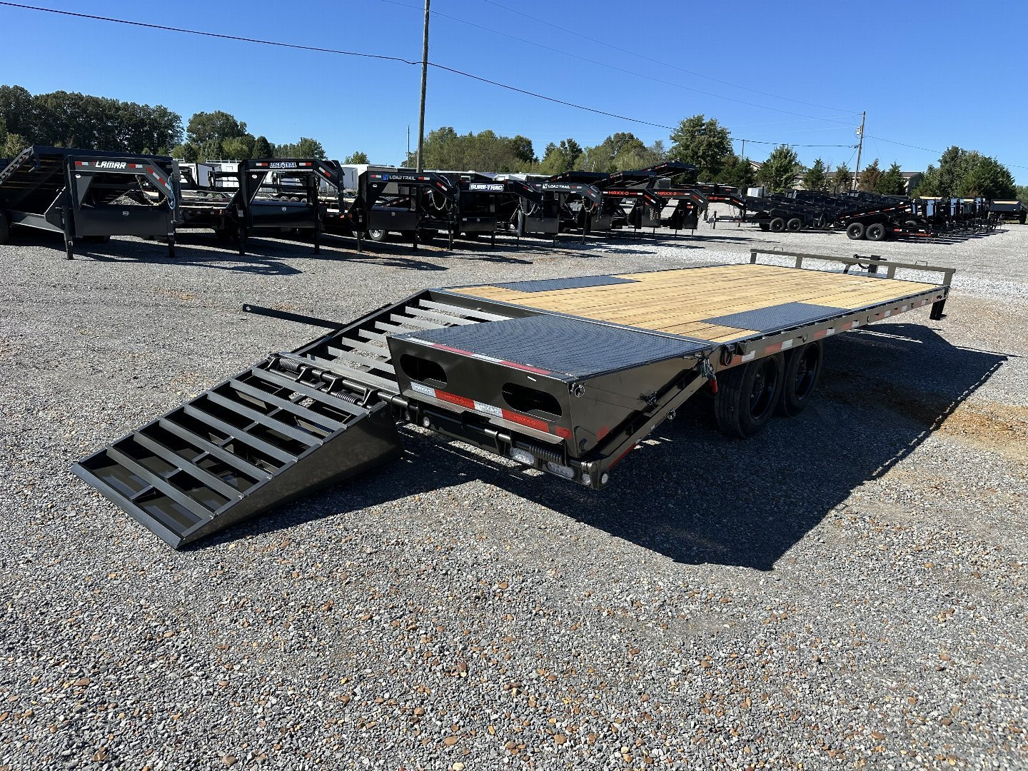 New 2025 MAXXD 102"X24' 17.5K Flatbed Trailer
