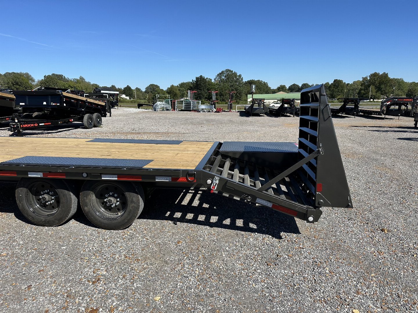 New 2025 MAXXD 102"X24' 17.5K Flatbed Trailer