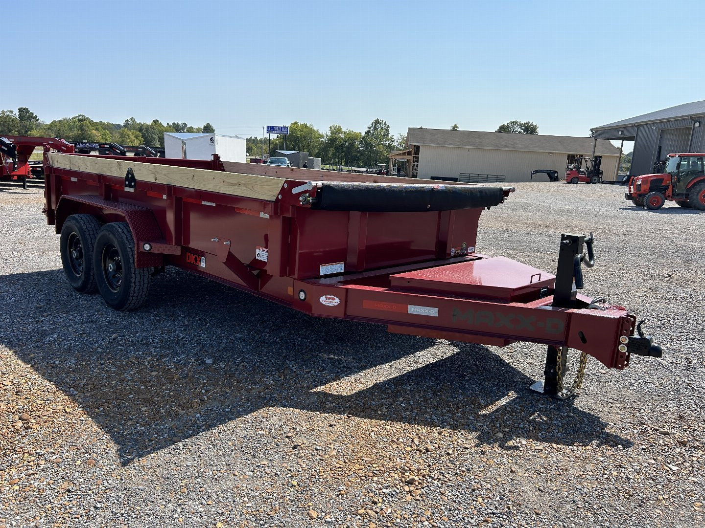 New 2025 MAXXD 83"x14' 14k Dump Trailer